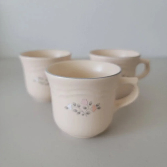 Pfaltzgraff Remembrance Vintage Floral Mug Set of 3 Beige Pastel Discontinued - Picture 2 of 7